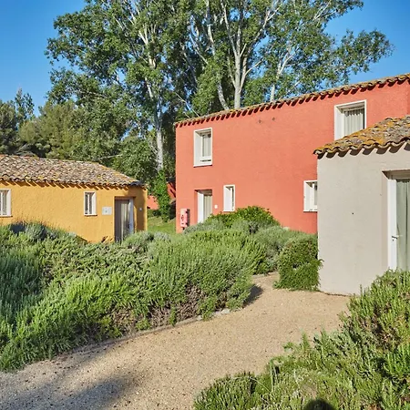 Résidence Odalys Le Village Camarguais Les Gardians 4*