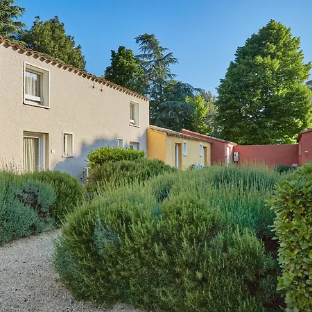 Résidence Odalys Le Village Camarguais Les Gardians 4*