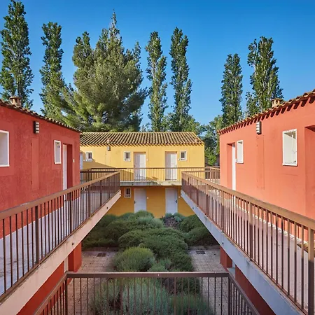 Appart hôtel Résidence Odalys Le Village Camarguais Les Gardians