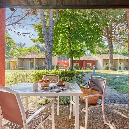 Appart hôtel Résidence Odalys Le Village Camarguais Les Gardians 4*