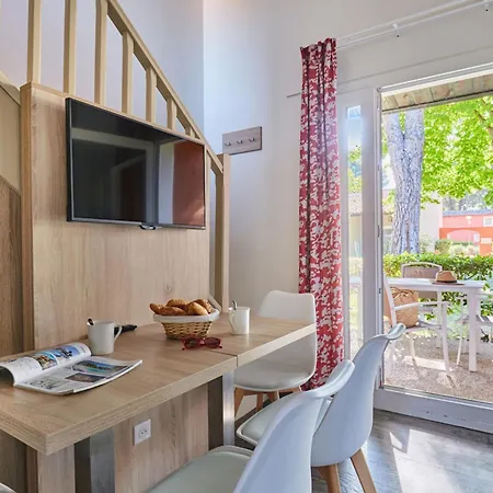 Résidence Odalys Le Village Camarguais Les Gardians 4*