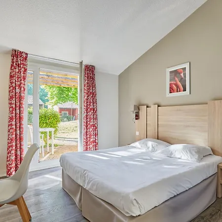 Résidence Odalys Le Village Camarguais Les Gardians Appart hôtel 4*
