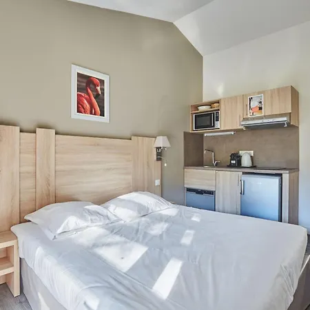Résidence Odalys Le Village Camarguais Les Gardians Appart hôtel Arles