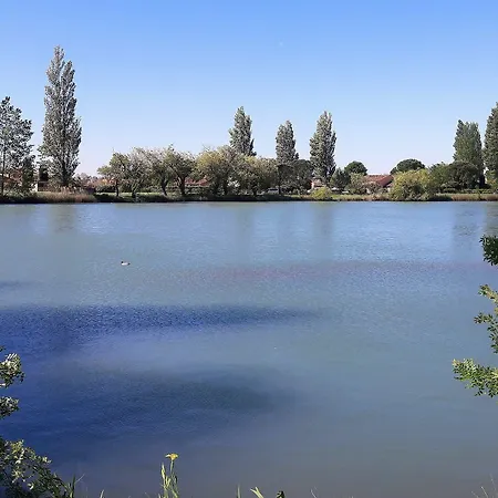 Résidence Odalys Le Village Camarguais Les Gardians 4*